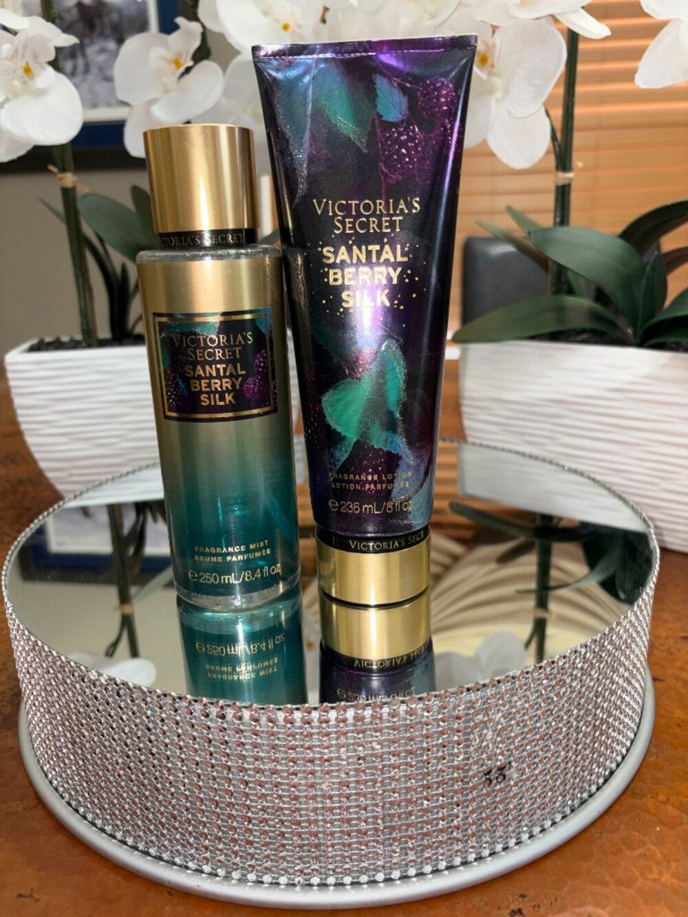 BNWT Victoria's Secret Santal Berry Silk